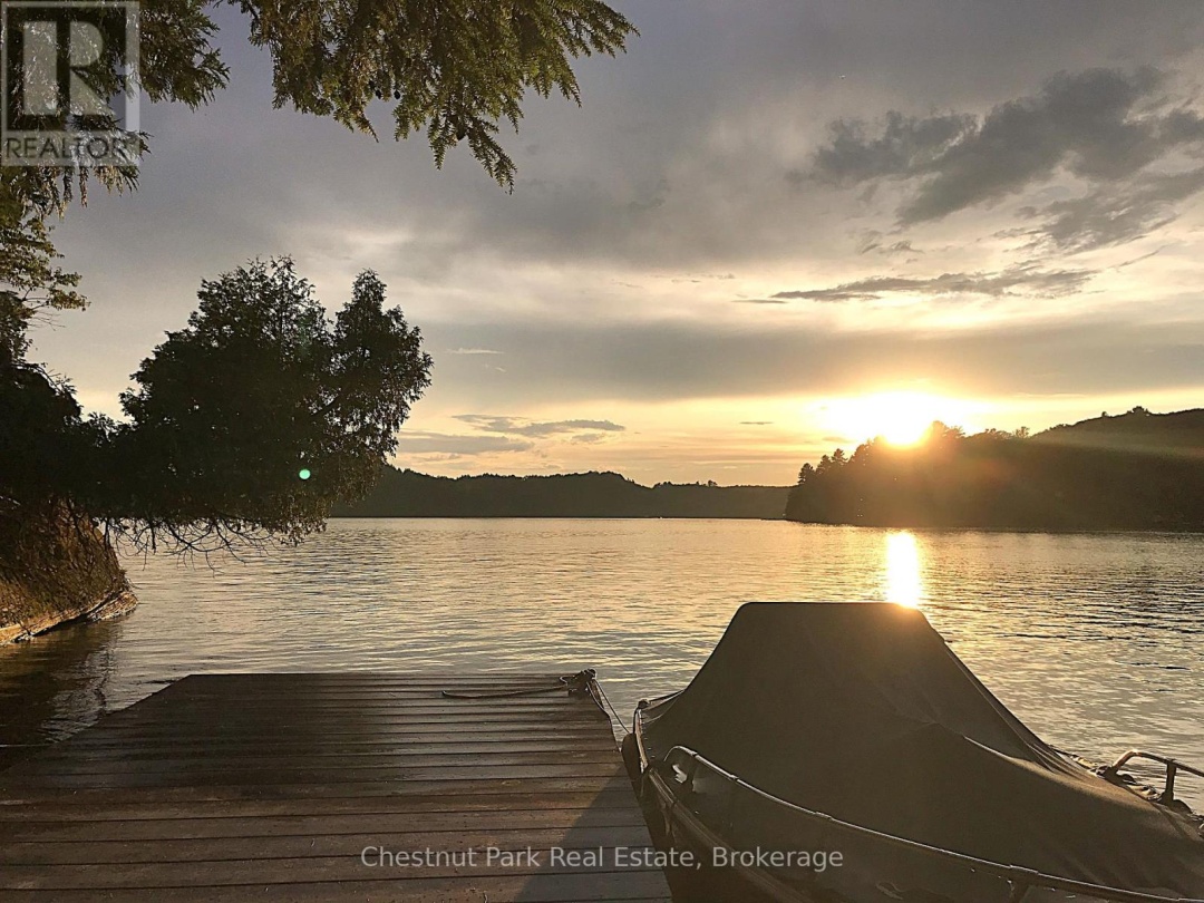 920 Big Island, Lake Vernon