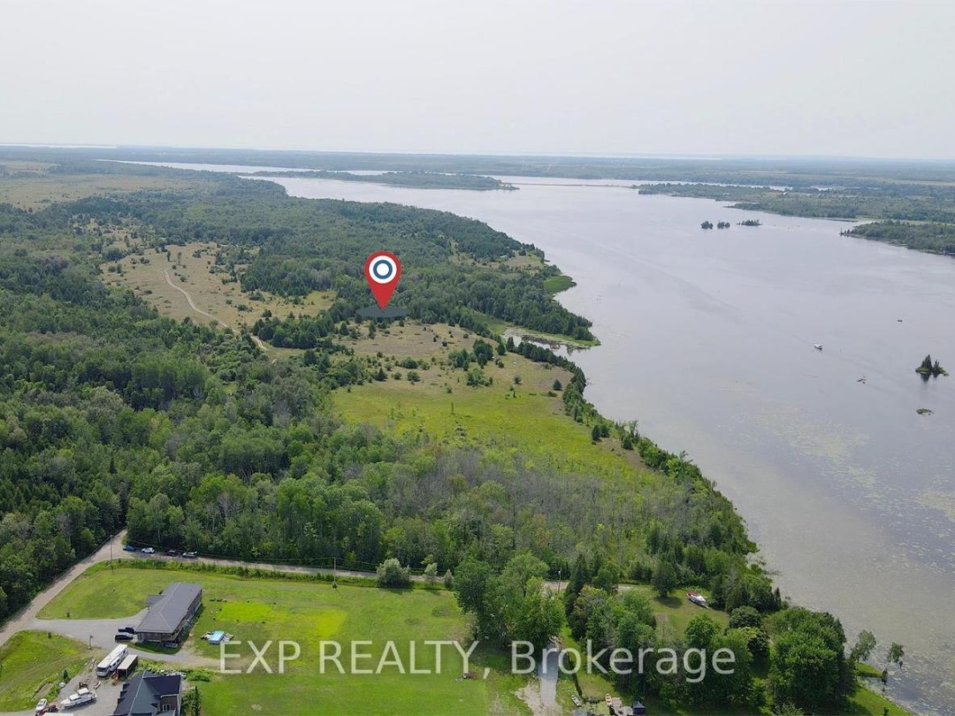 60 120 Liftlock Road W, Canal Lake
