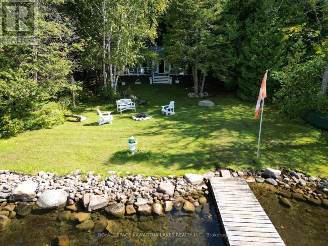 34 Deweys Island, Cameron Lake