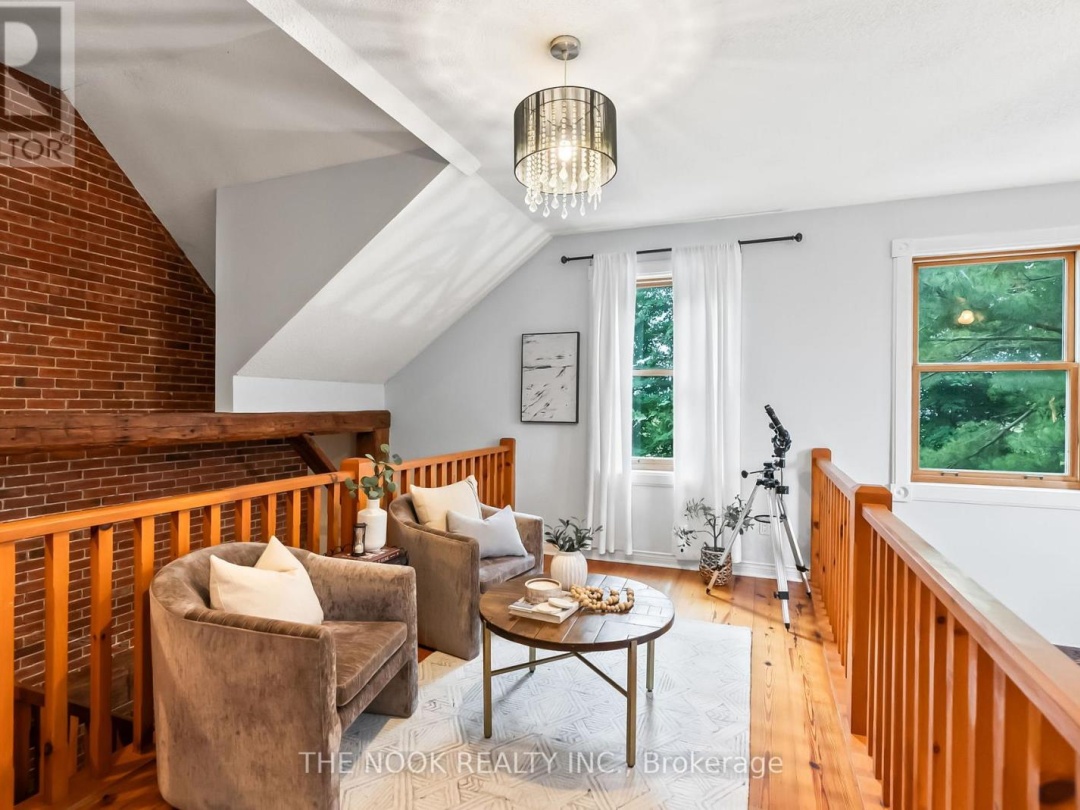 275 VALENTIA ROAD, 