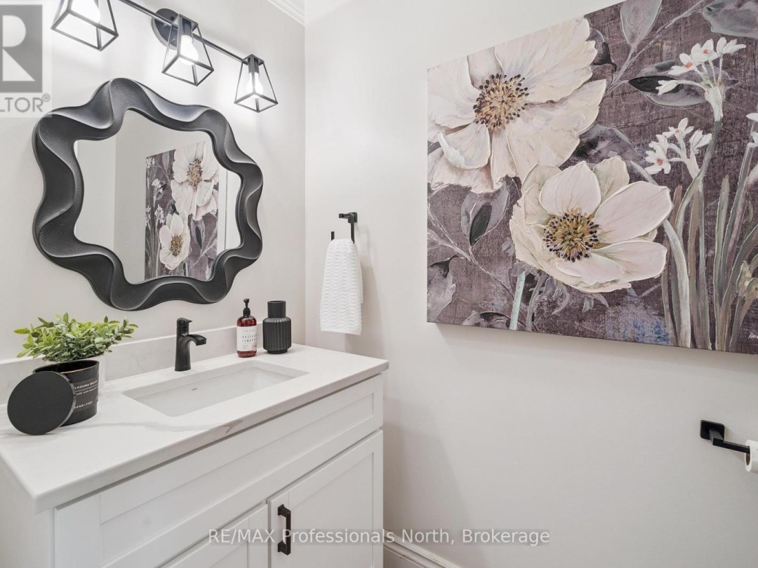 23 THOMAS CRESCENT, 