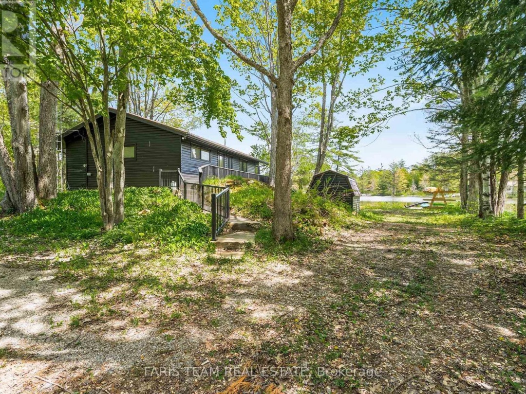 1010 Sanderson Road, Clearwater Lake