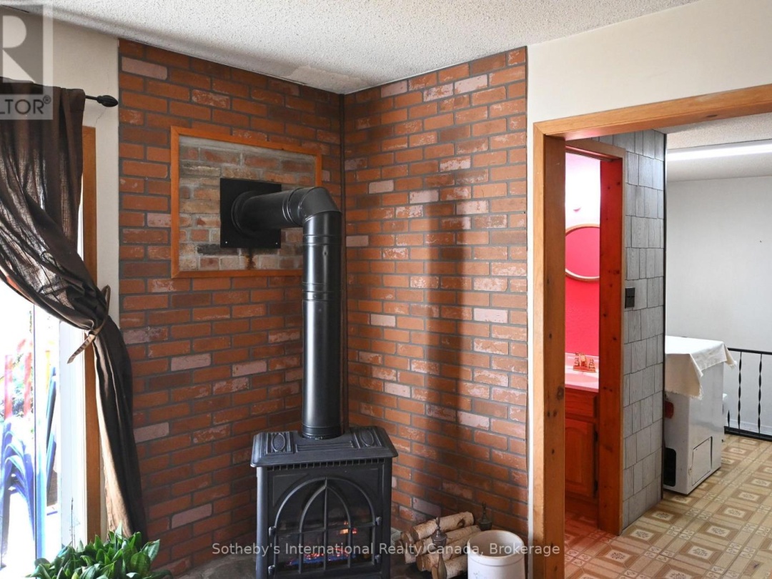 74 CASCADE STREET, Parry Sound