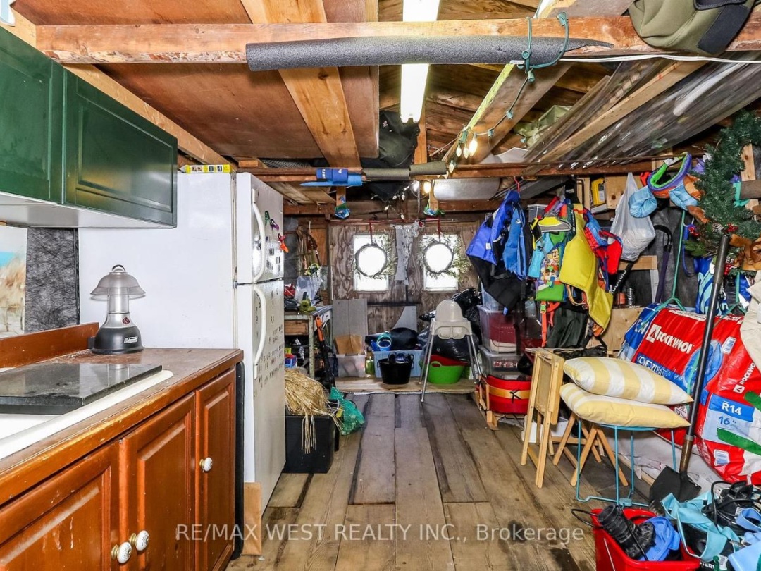 3756 GLENREST DRIVE, 