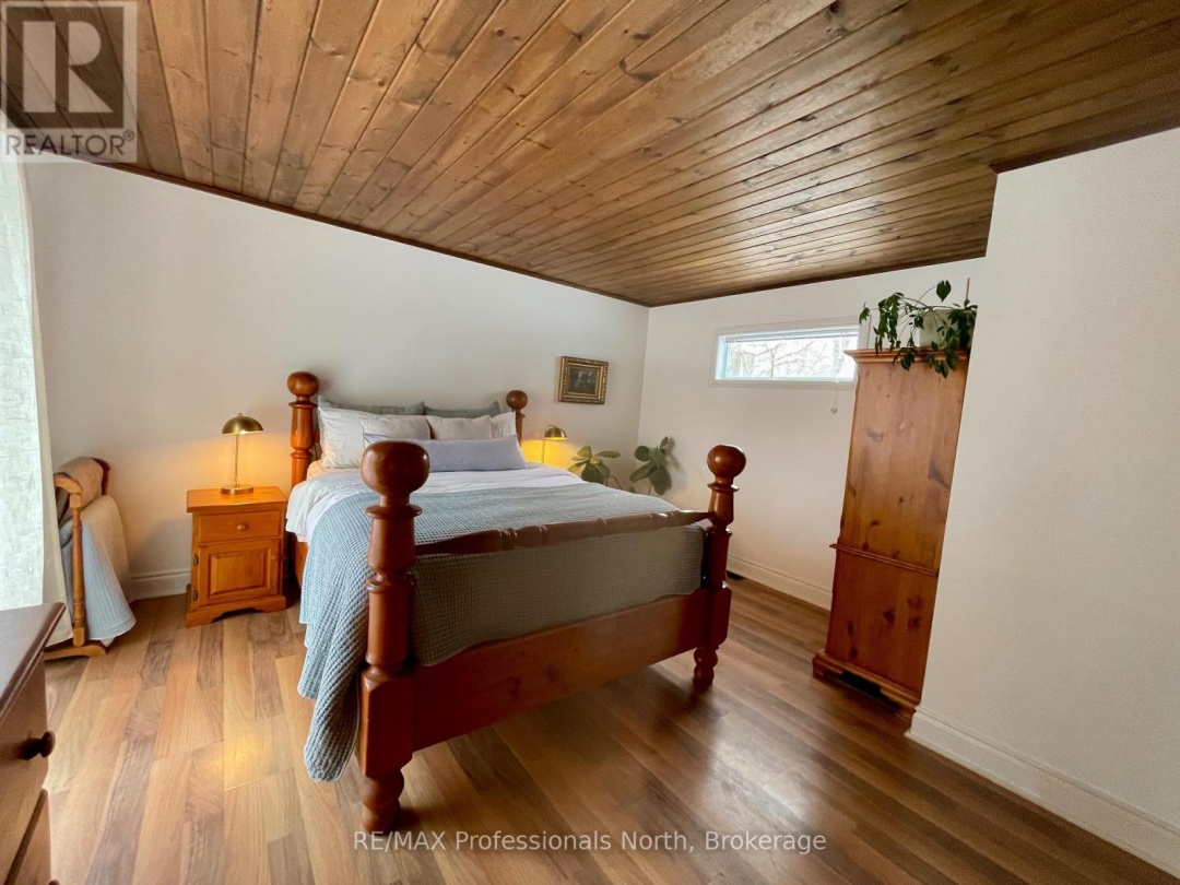 6 DUNCAN ST E STREET, 