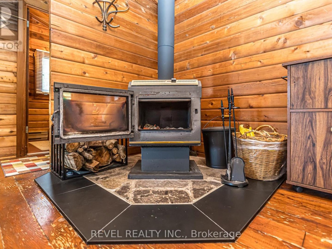 744 10 BAXTER ISLAND, 