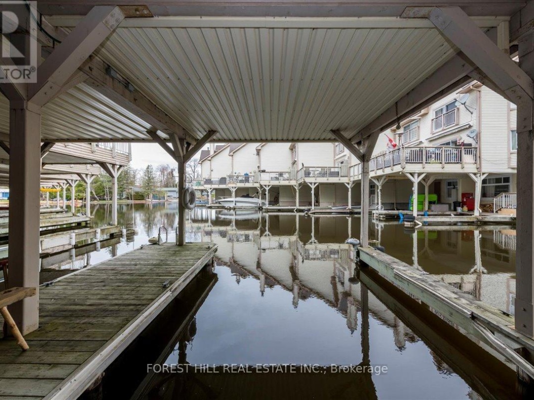 8 - 100 LAGUNA PARKWAY, 