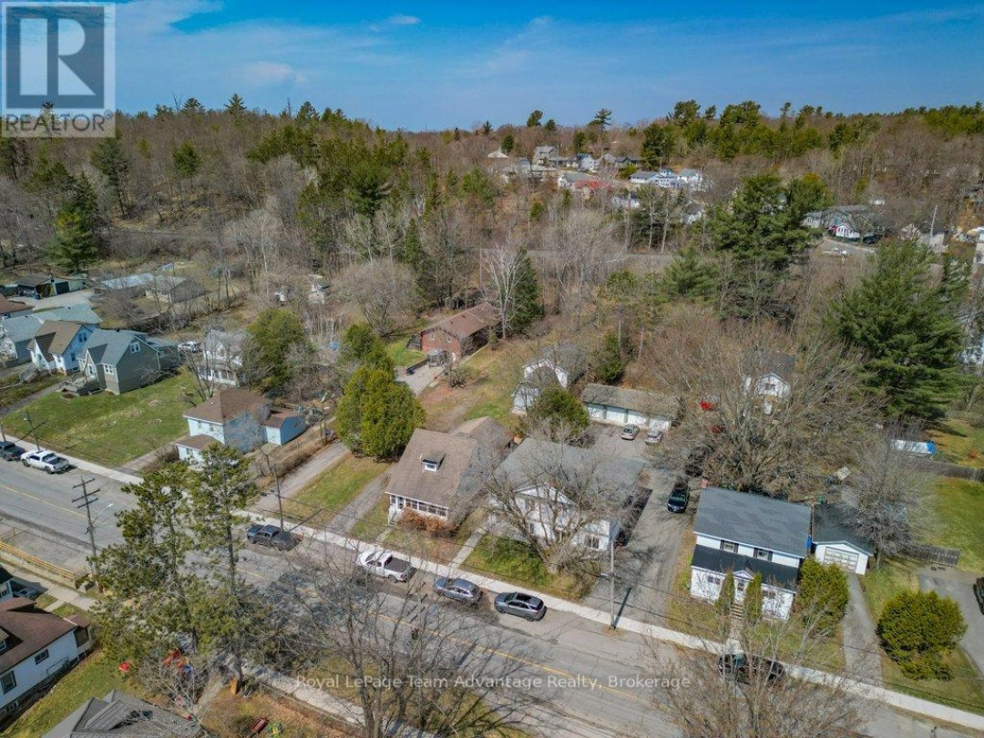 66 WILLIAM STREET, Parry Sound