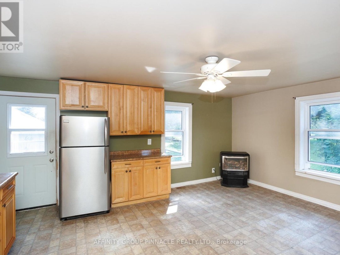 1850 VICTORIA ROAD, 