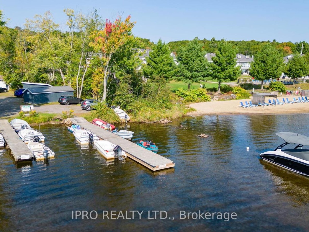 16 - 1869 MUSKOKA RD 118 WEST ROAD, Lake Muskoka