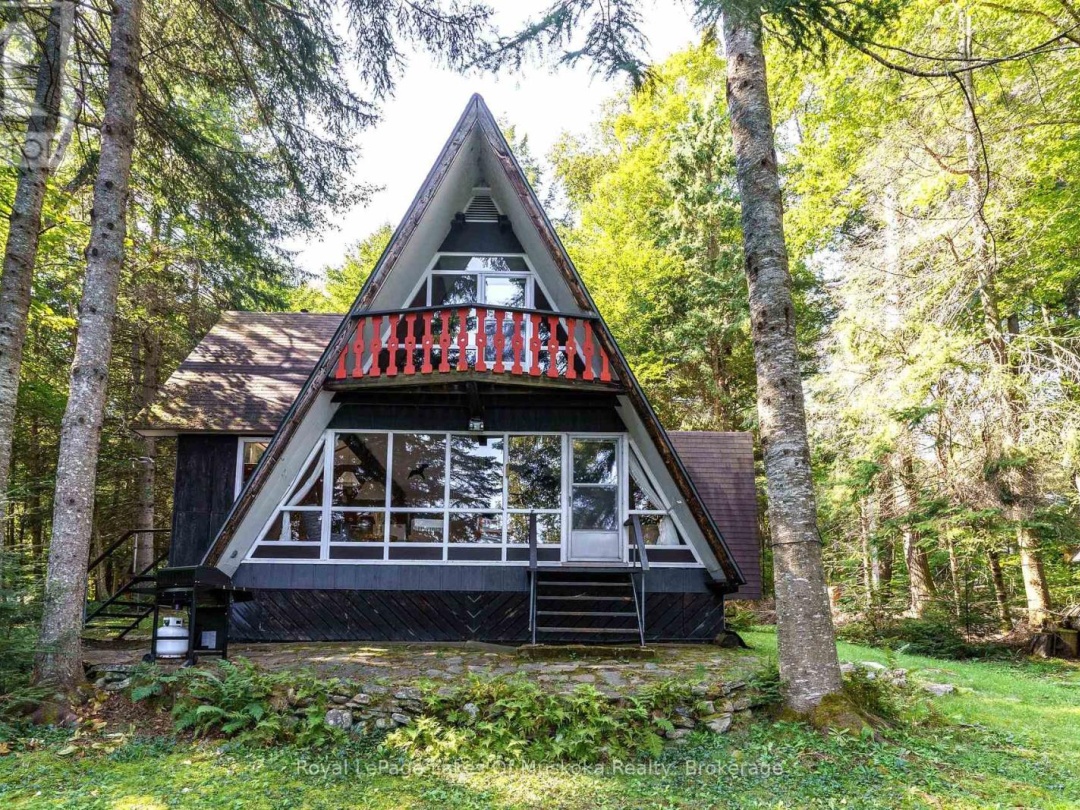 1363 West Oxbow Lake Road, Oxbow Lake