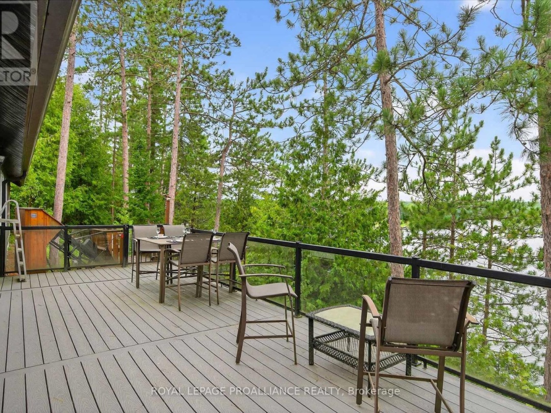 1051 TAPOKE LANE, 