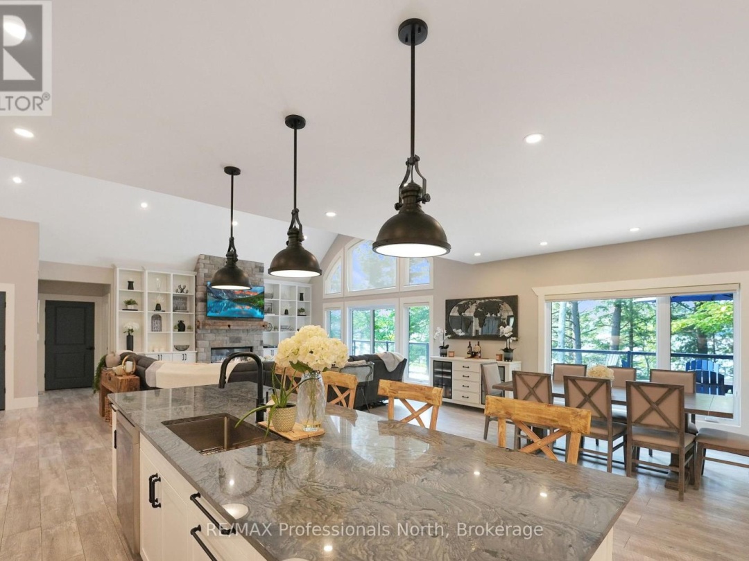 1034 Lone Wolf Crescent, Percy Lake