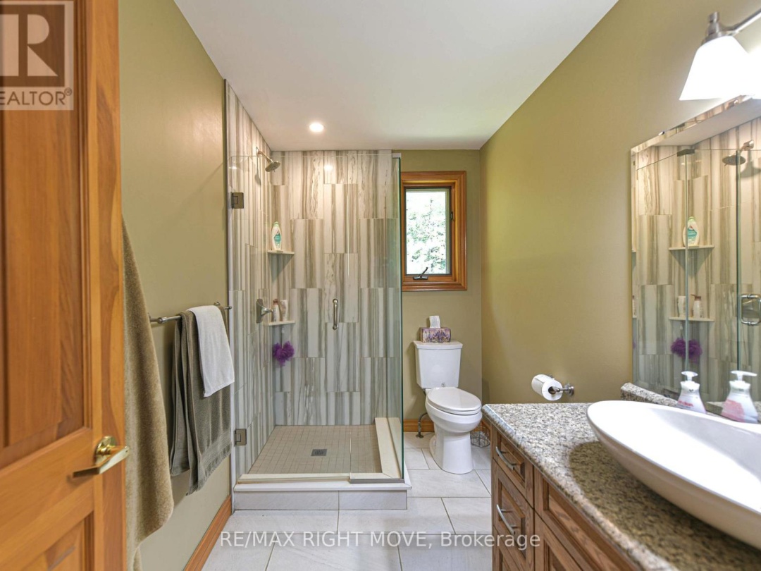1892 CARRIAGE COURT, 