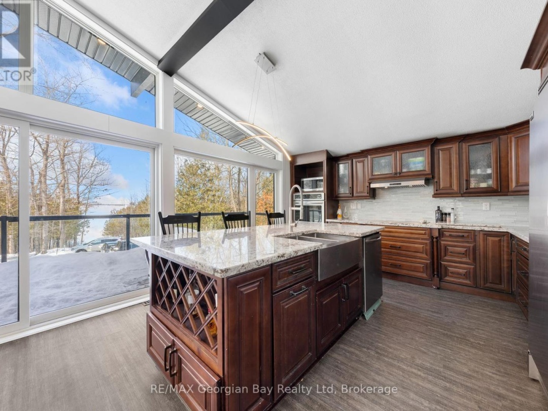1745 TWIN OAKS CRESCENT, Matchedash 