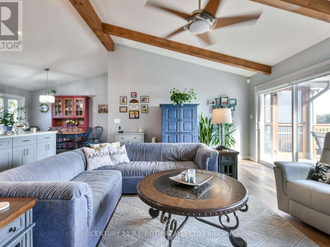 3371 LAKE ST. GEORGE BOULEVARD, 