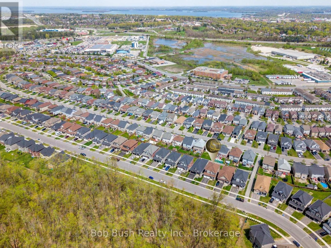 3067 Monarch Drive, Orillia