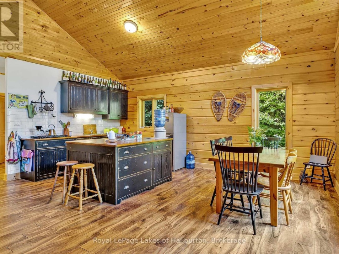 1880 Boldts Lane, Irondale Lake