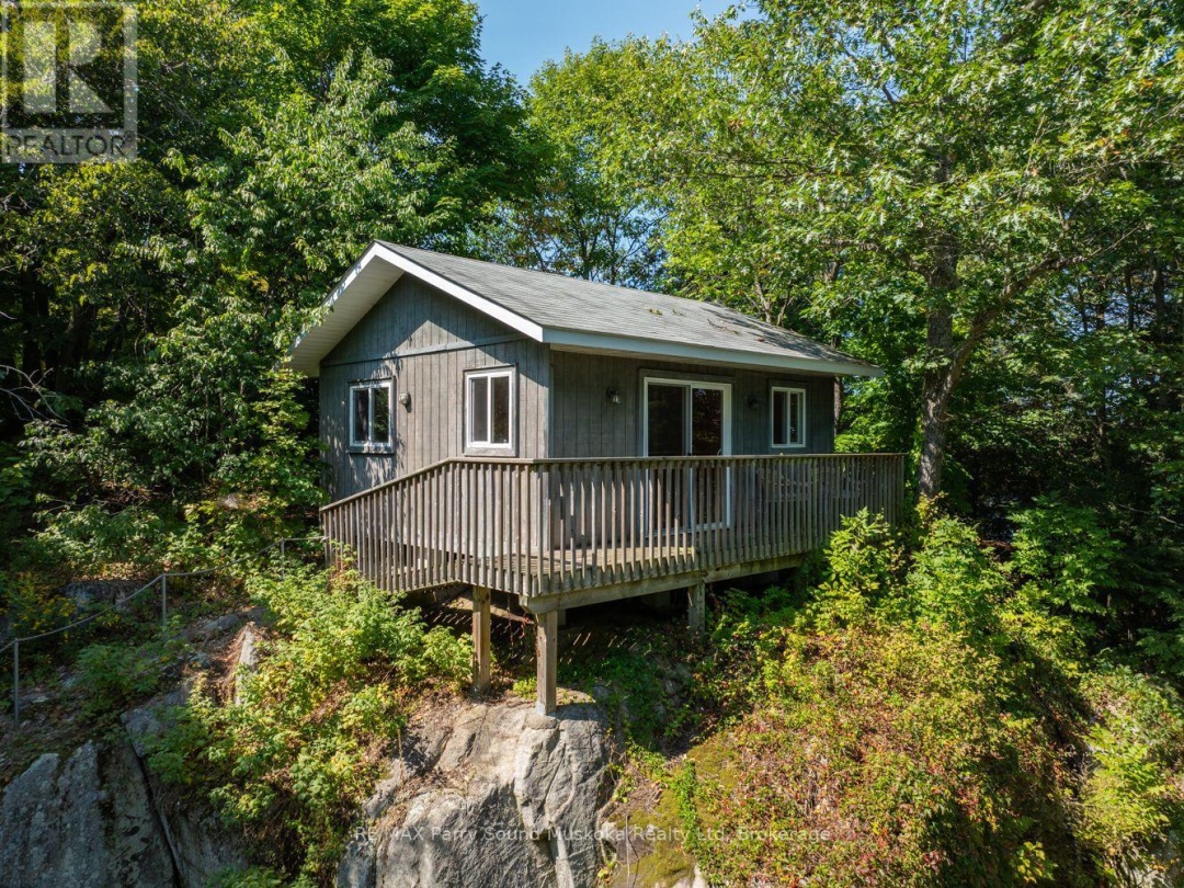 58 Deerfield Road, Manitouwabing Lake