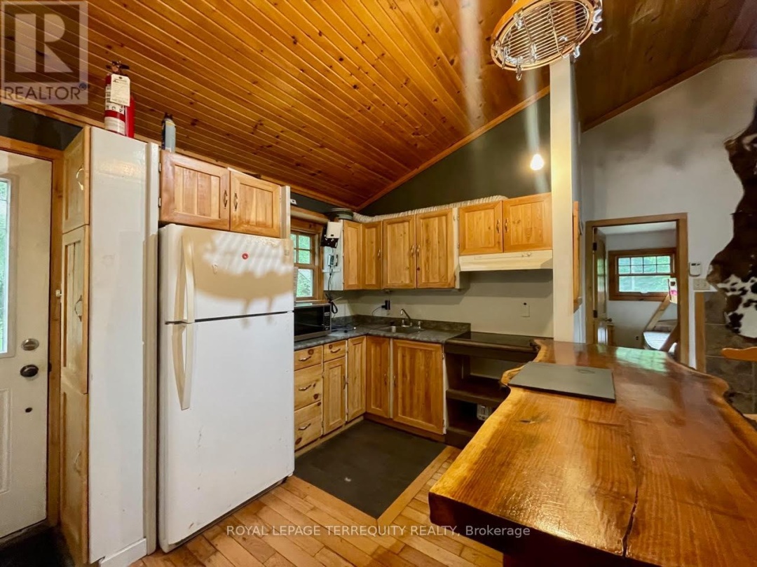 1143 SHERWOOD FOREST ROAD, 
