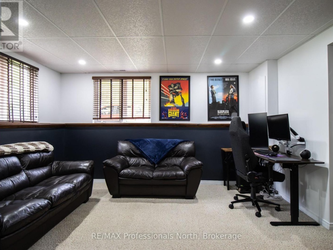 36 B SPENCER STREET, 