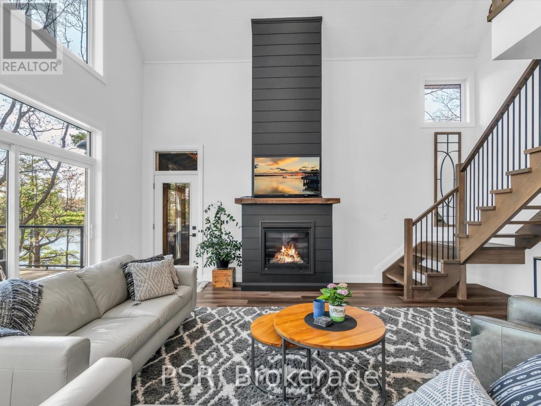 1028 Marshall Drive, Pine Lake