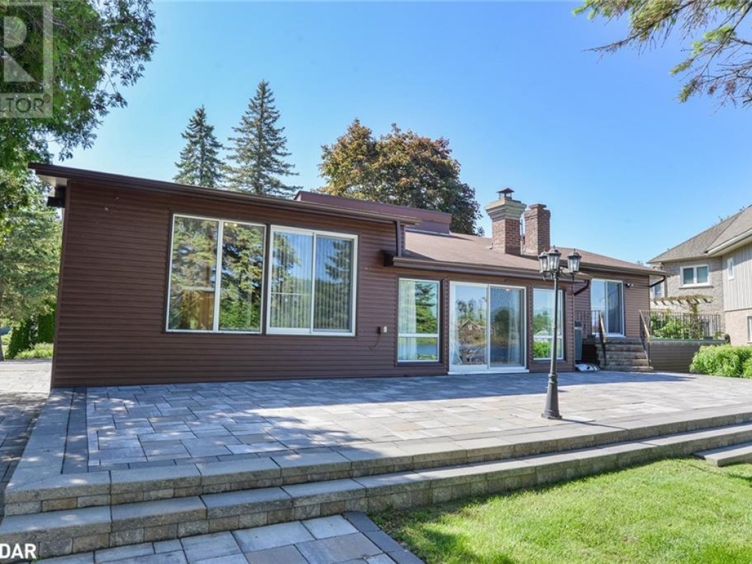 35 OLD INDIAN Trail, 