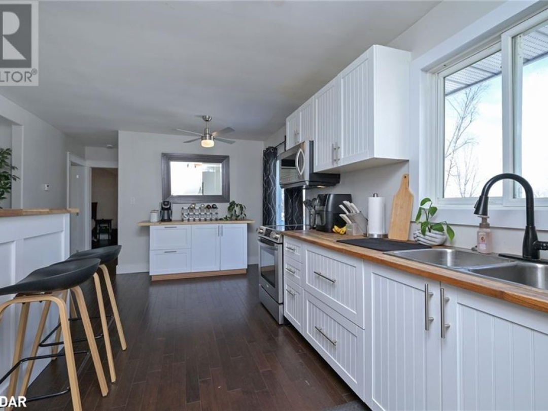 5653 12 Highway, Ramara