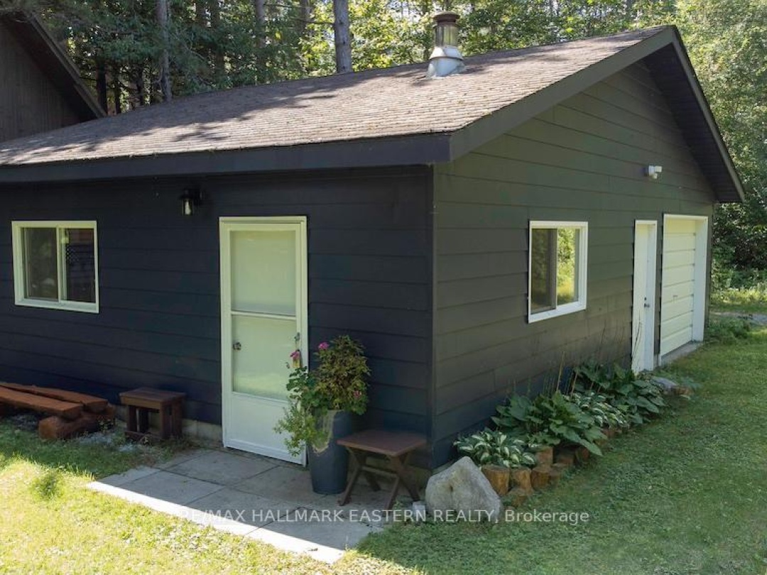 26 Manitou Lane, Pigeon Lake