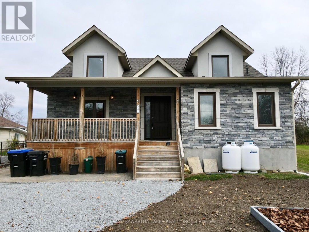 2501 Lakeshore Drive, Lake Simcoe