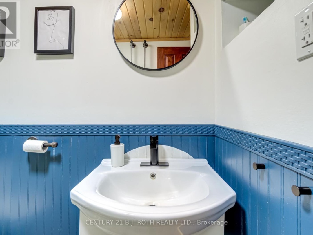 1002 WIGWAM LODGE ROAD, 