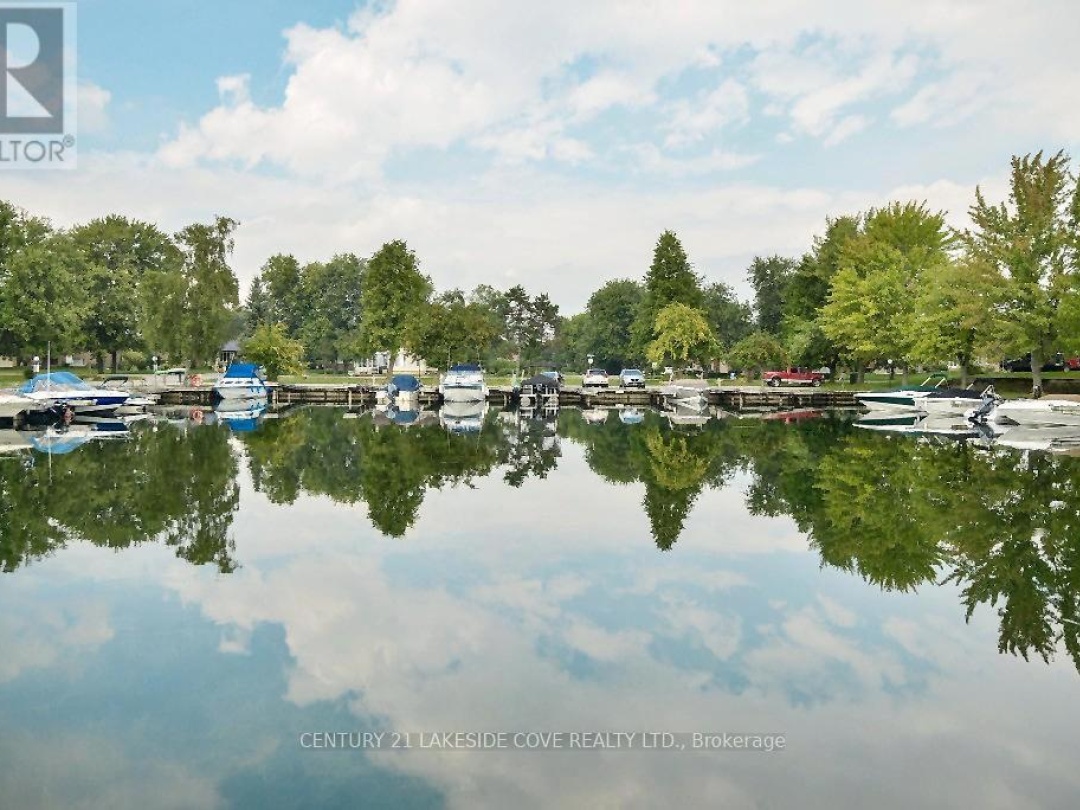 121 Bayshore Drive, Lake Simcoe