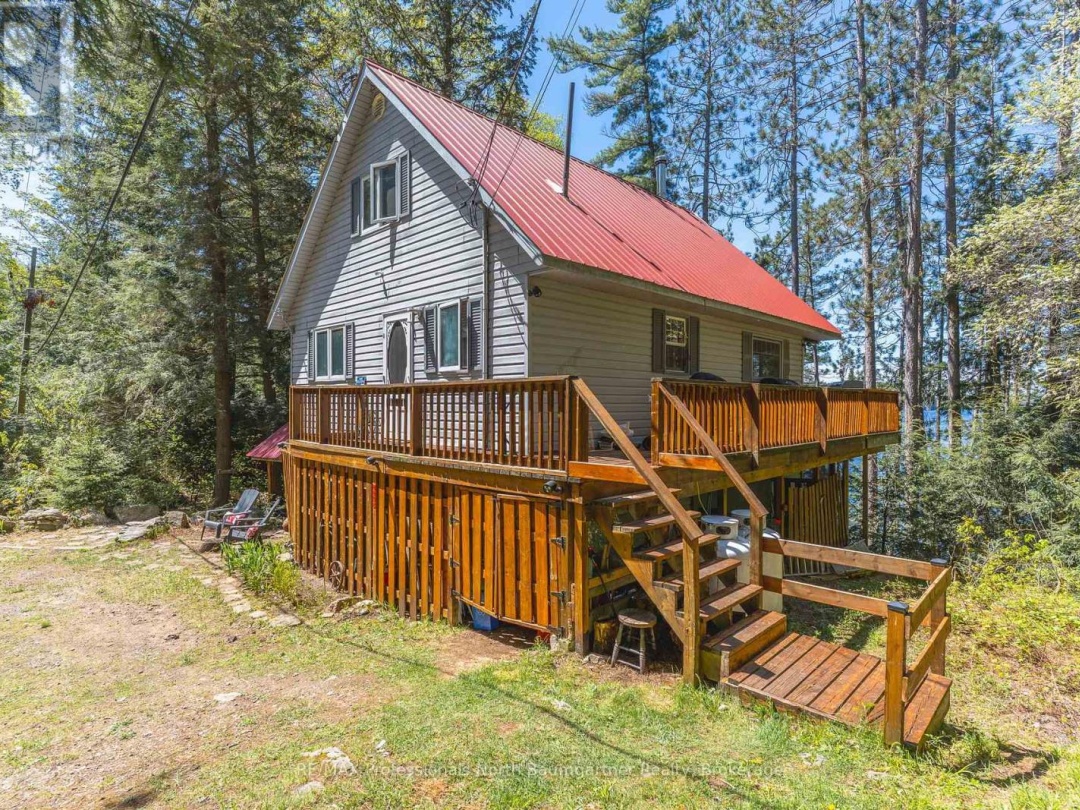 2766 Wilkinson Road, Kennisis Lake