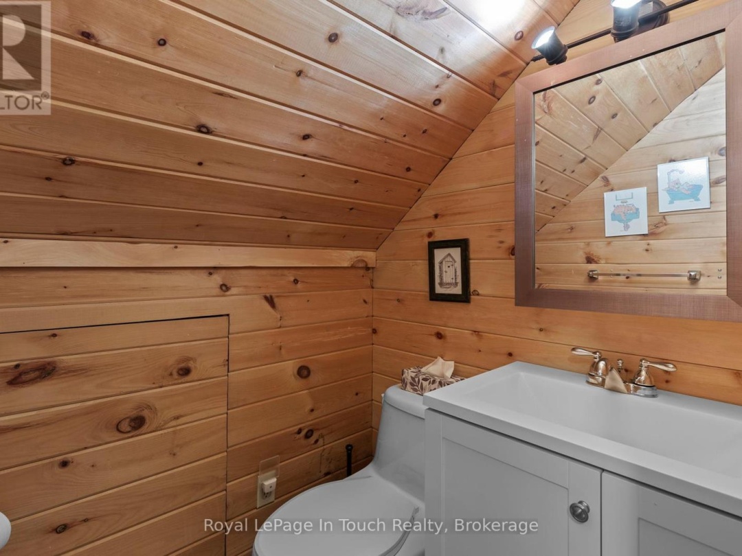 1472 Otter Point Road, Gloucester Pool
