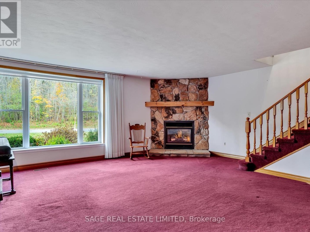 510 County Road 36, Pigeon Lake
