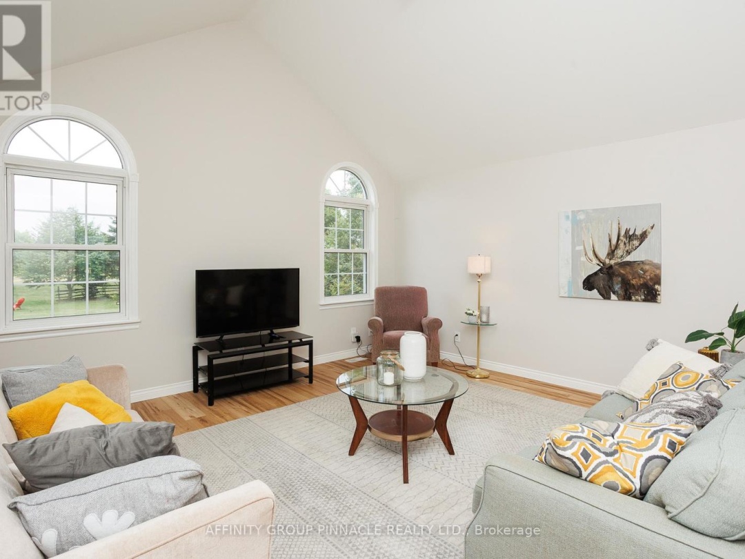 1042 SKYLINE ROAD, 
