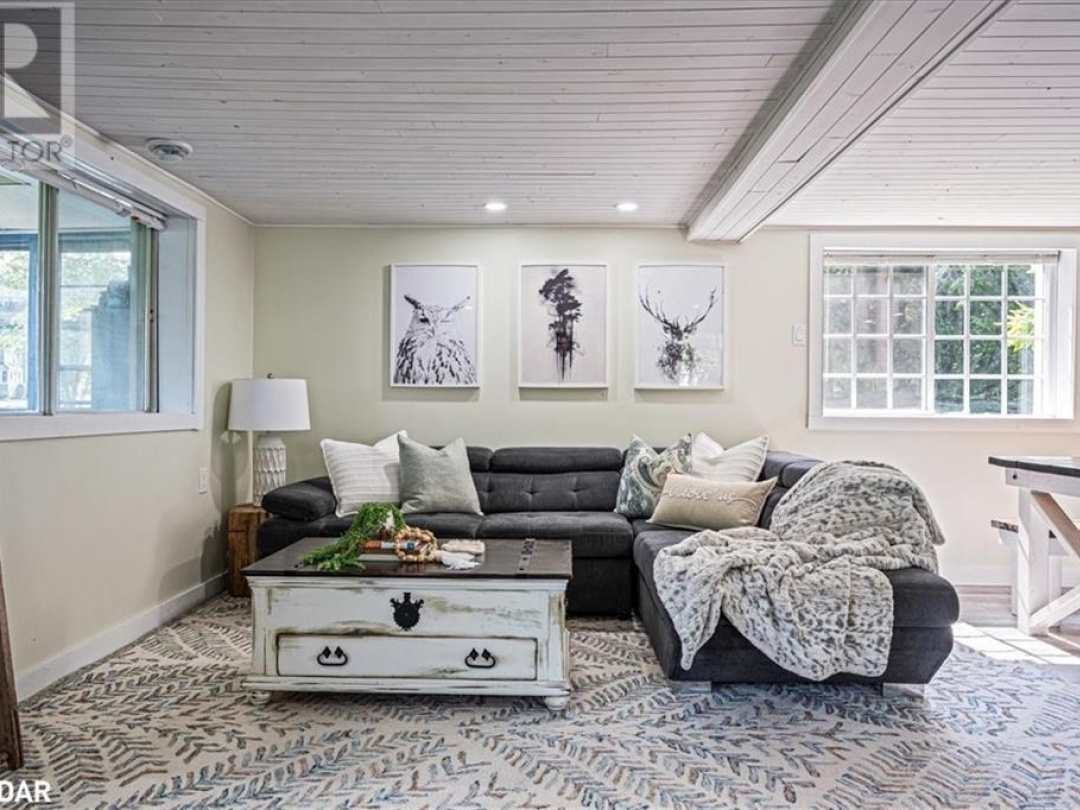1057 SEVERN RIVER Road, 