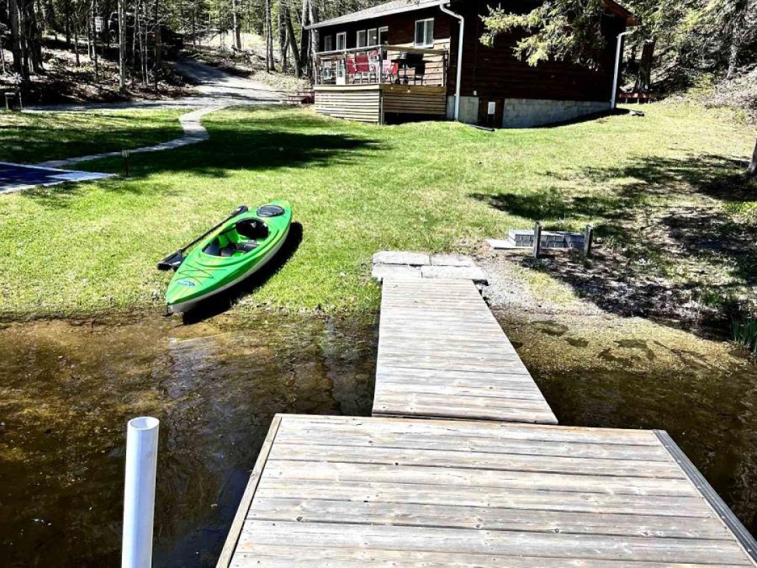 1025 Dickies Lane, Gooderham Lake