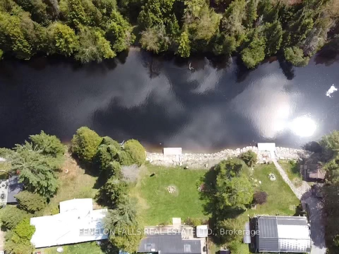 105 Cedarplank Road, Burnt Lake