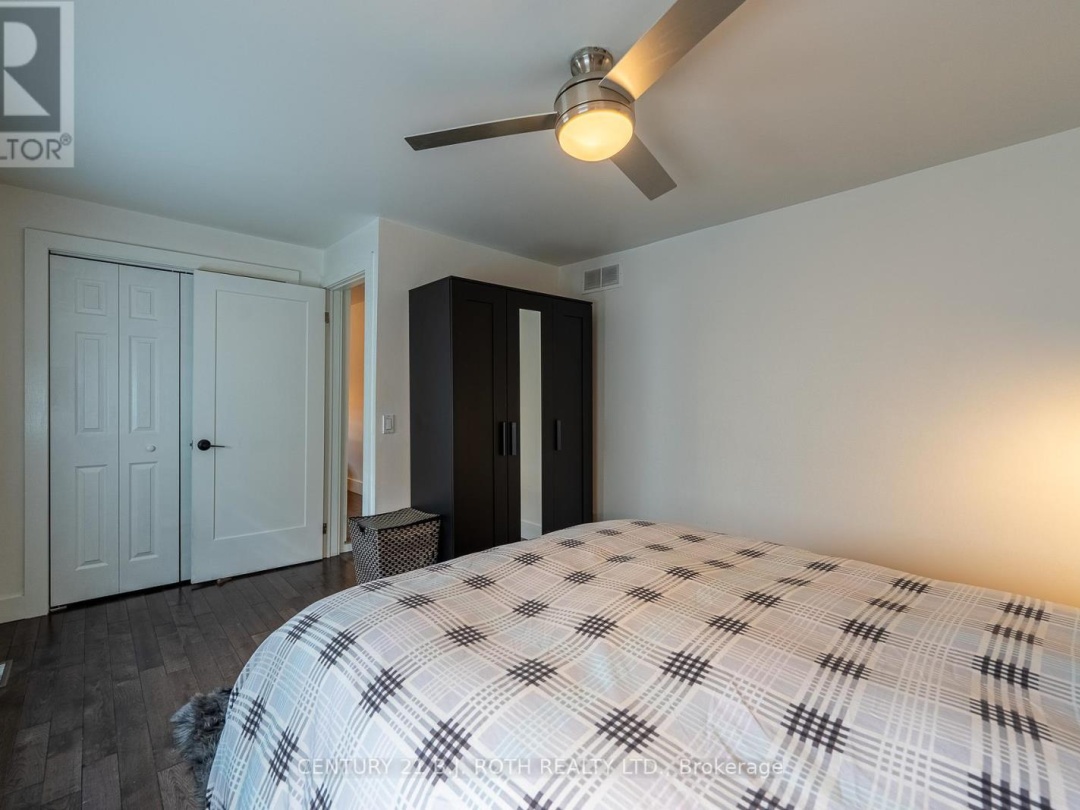 8101 KINGS RIVER ROAD, 