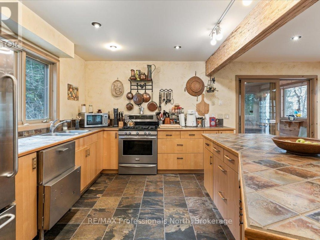 1032 PARALLEL FALLS LANE, Mountain Lake