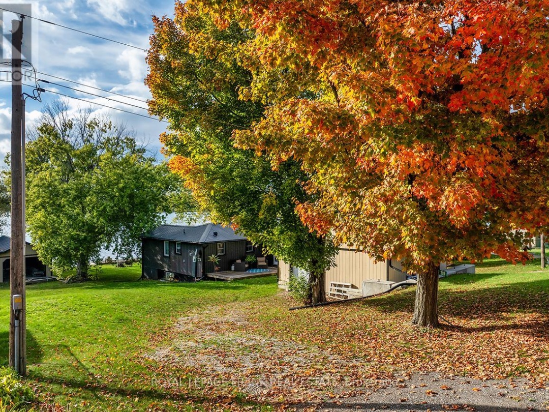 119 OAKDENE CRESCENT, 