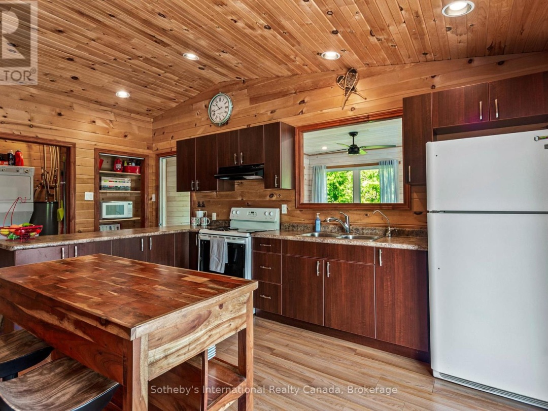 12494 Georgian Bay Shore, Georgian Bay