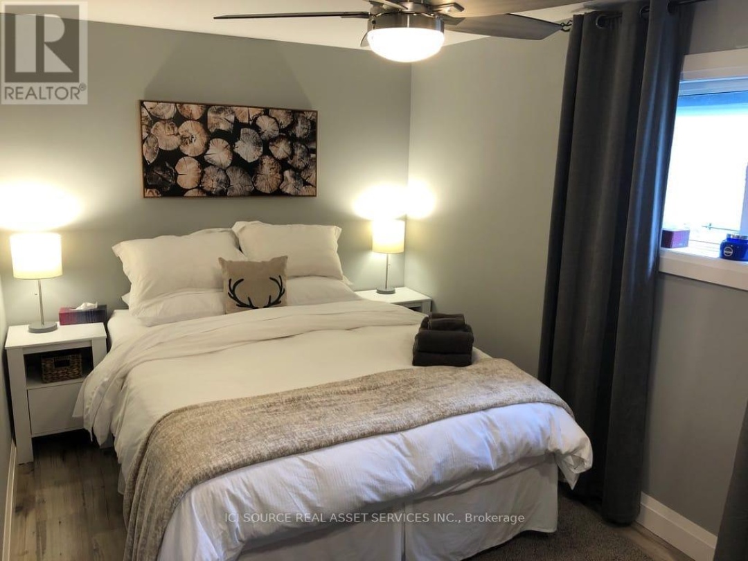 251 AVERY POINT, 