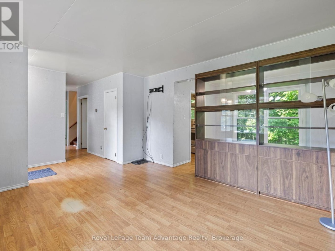 100 PARRY SOUND DRIVE, 