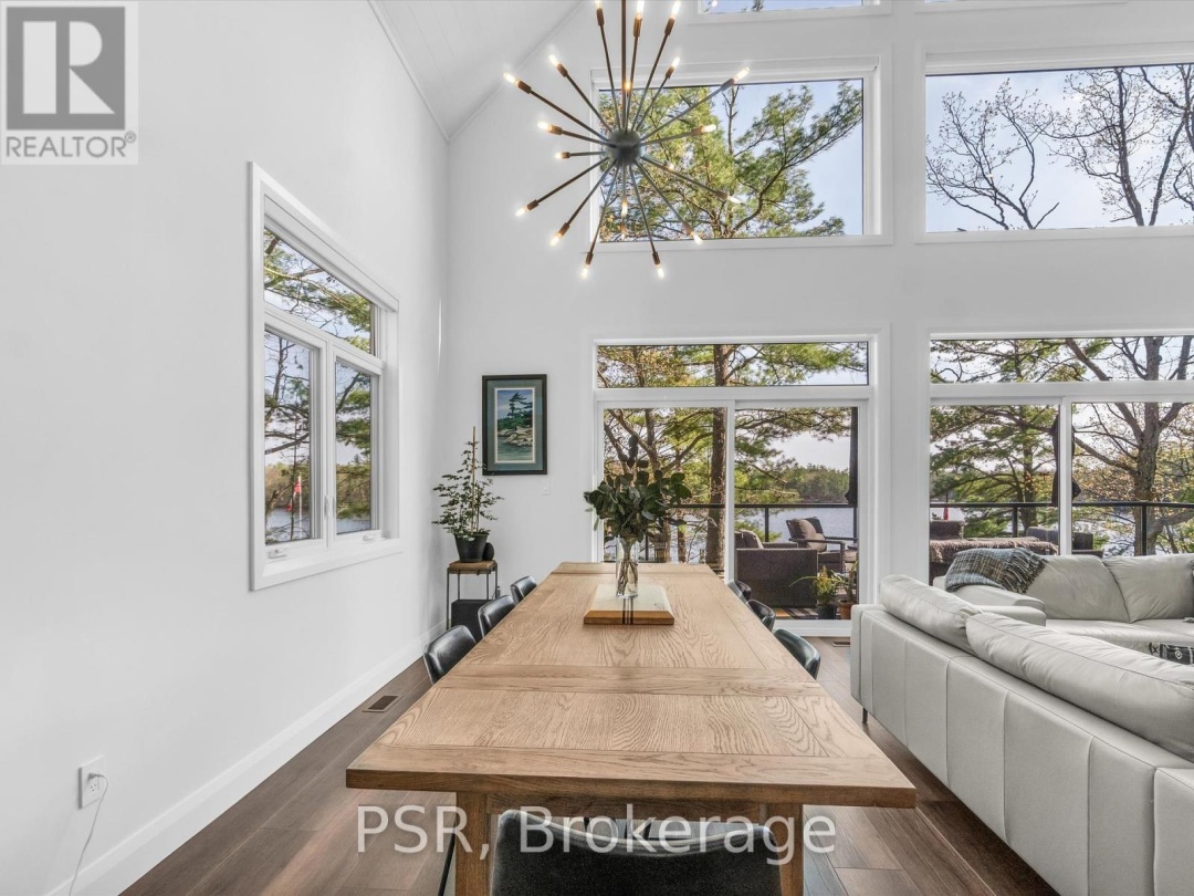 1028 Marshall Drive, Pine Lake