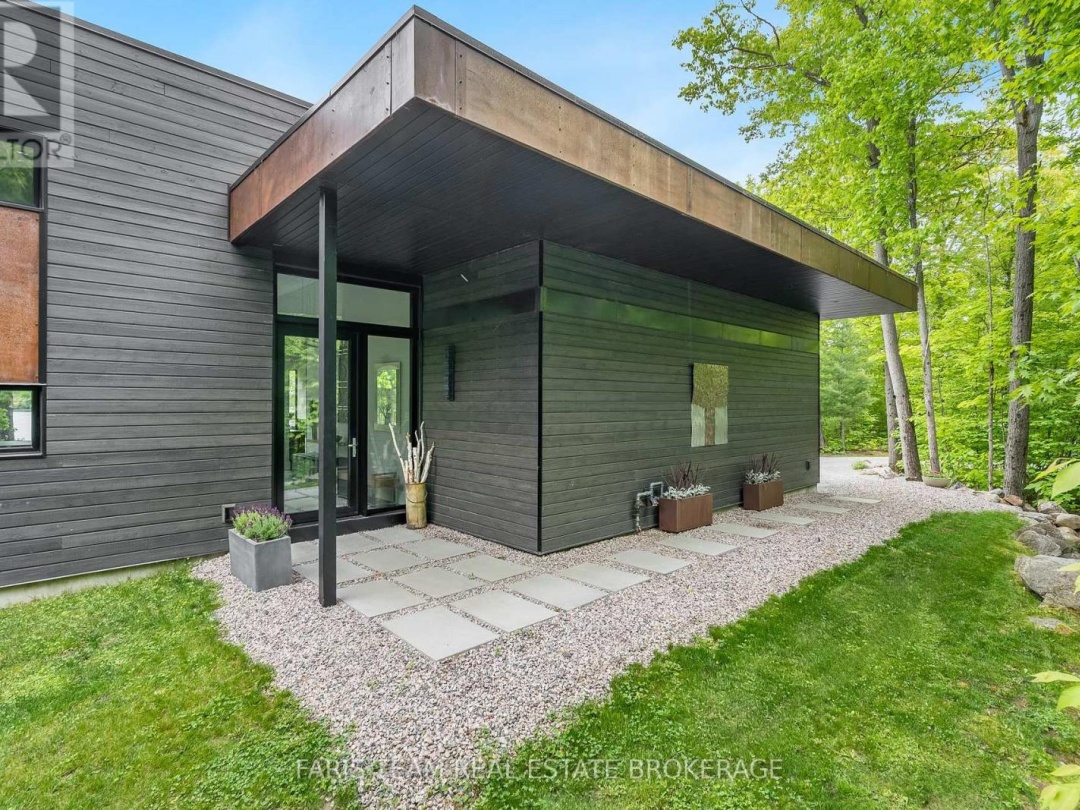 3870 DARLING ISLAND ROAD, 