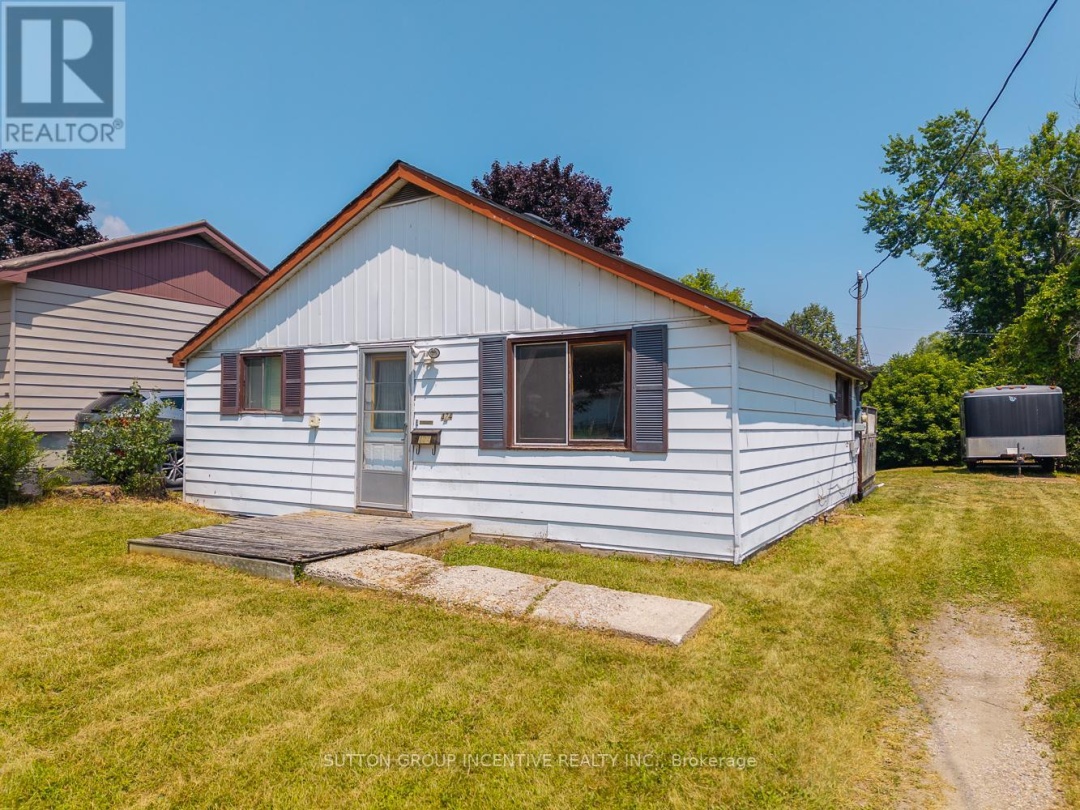 424 FOREST AVENUE S, 