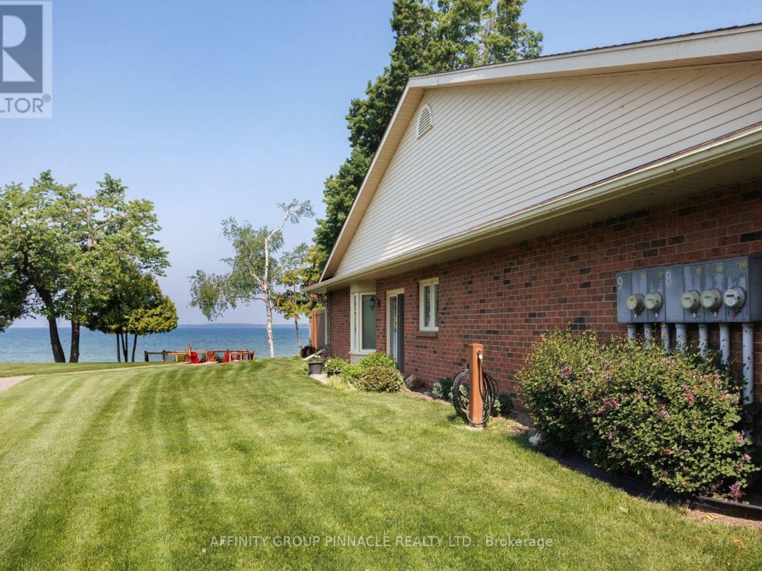 16 - B90 PARKLAWN BOULEVARD, 
