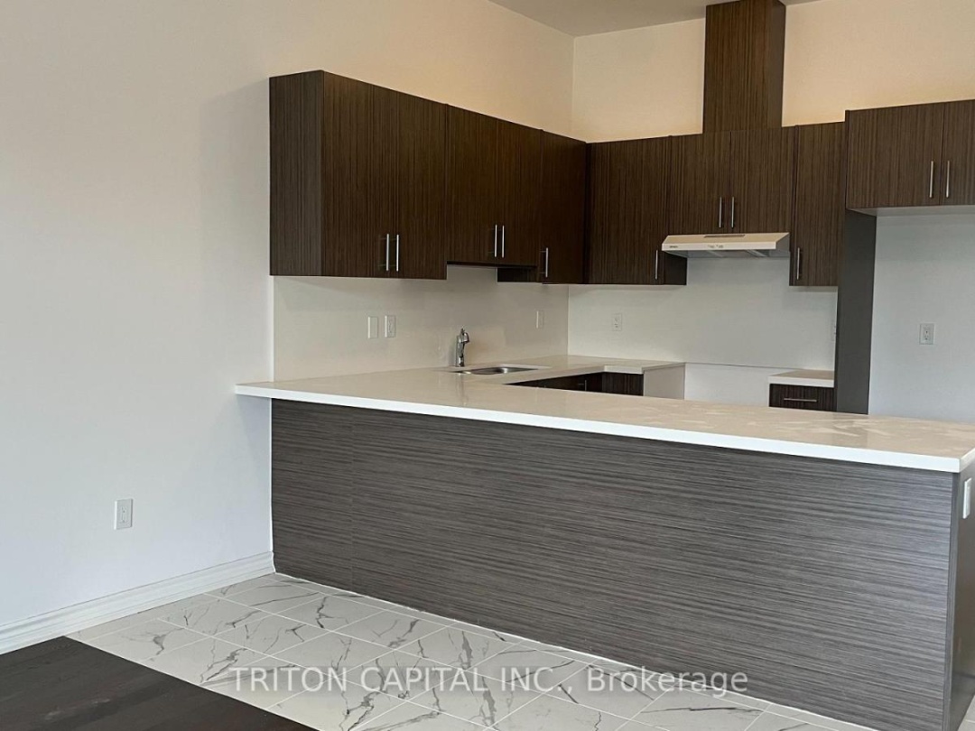 5 TURNBERRY COURT, 